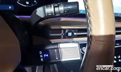 Hyundai Santa Fe 2023 1.6 Автомат в Москве № 715415, миниатюра 9