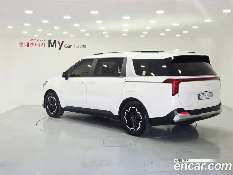 Kia Canival 2025 2.2 Автомат в Москве № 715899, фото 3