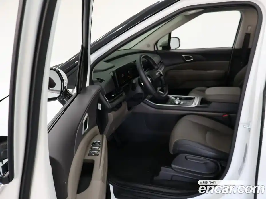 Kia Canival 2025 2.2 Автомат в Москве № 715899, фото 9