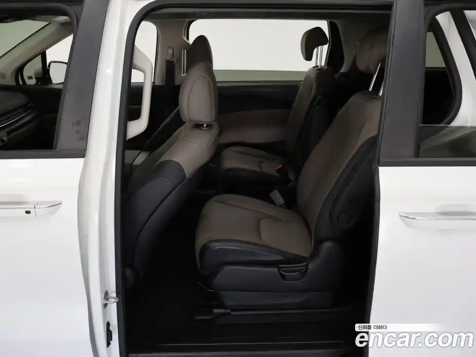 Kia Canival 2025 2.2 Автомат в Москве № 715899, фото 10