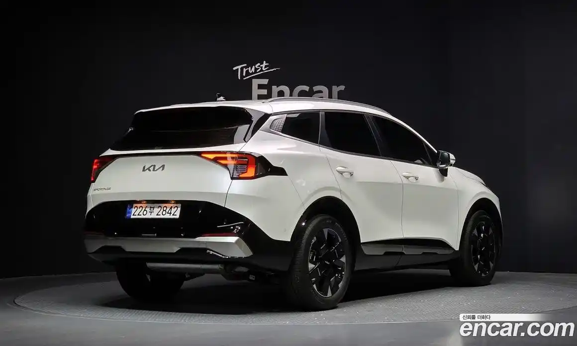 Kia Sportage 2025 1.6 Автомат в Москве № 715935, фото 2