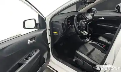 Kia Morning 2023 1.0 Автомат в Москве № 716140, миниатюра 11