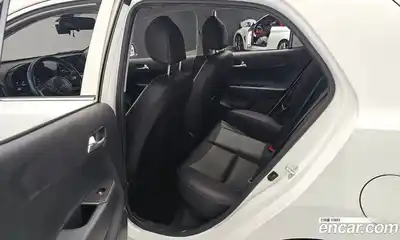 Kia Morning 2023 1.0 Автомат в Москве № 716140, миниатюра 12