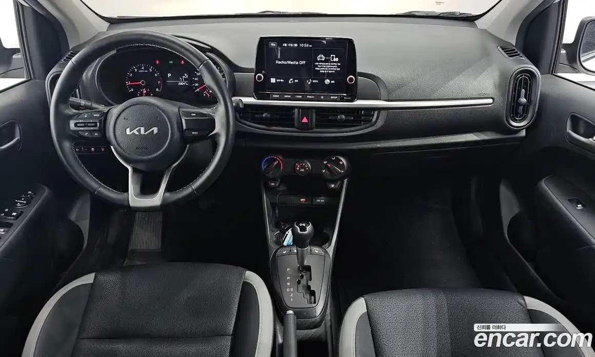 Kia Morning 2023 1.0 Автомат в Москве № 716140, фото 7