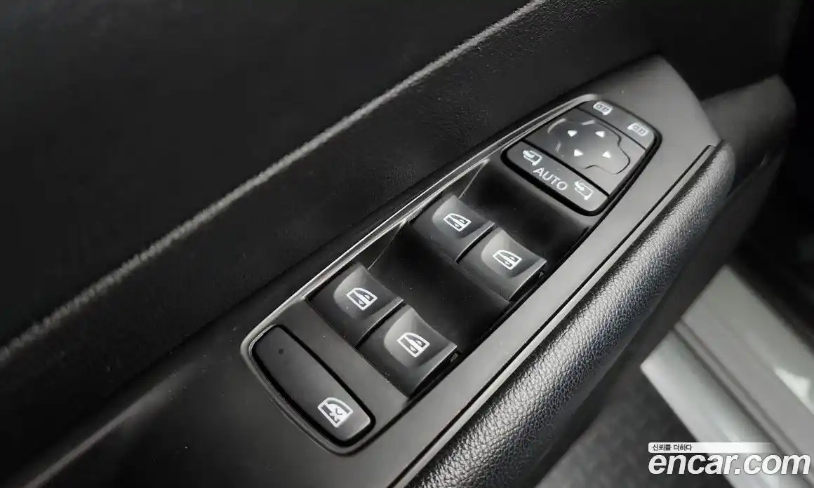 Renault SM6 2016 2.0 Автомат в Москве № 716494, фото 14