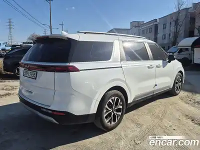Kia Canival 2023 2.2 Автомат в Москве № 716550, миниатюра 4