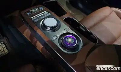 Genesis GV70 2021 2.5 Автомат в Москве № 716915, миниатюра 9