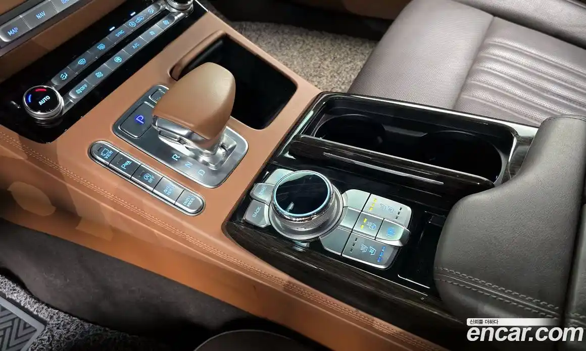 Genesis G90 2019 3.8 Автомат в Москве № 717031, фото 9