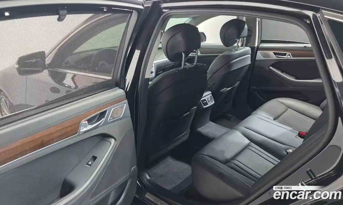 Genesis G80 2018 3.3 Автомат в Москве № 717054, фото 17