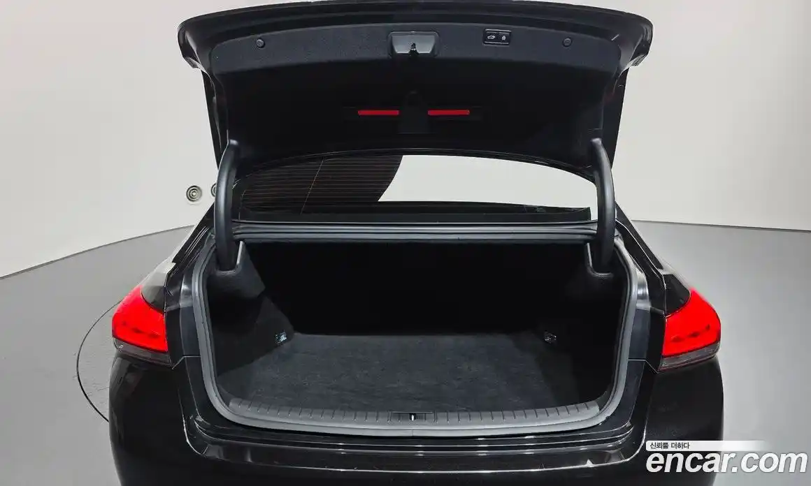 Genesis G80 2018 3.3 Автомат в Москве № 717054, фото 20