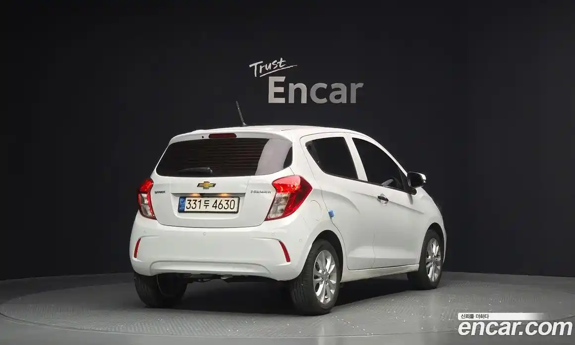 Chevrolet Spark 2022 1.0 Автомат в Москве № 717827, фото 2