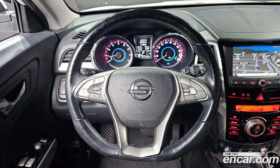 SsangYong TIBOLI 2015 1.6 Автомат в Москве № 717999, фото 12