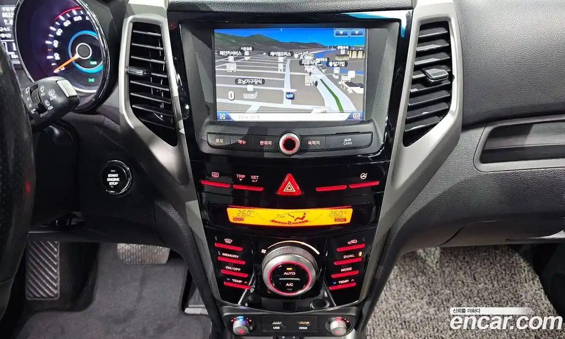 SsangYong TIBOLI 2015 1.6 Автомат в Москве № 717999, фото 15