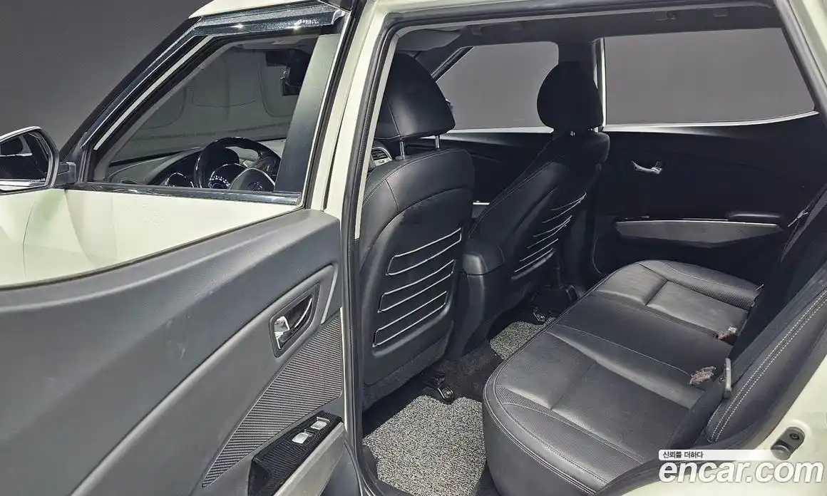 SsangYong TIBOLI 2015 1.6 Автомат в Москве № 717999, фото 17