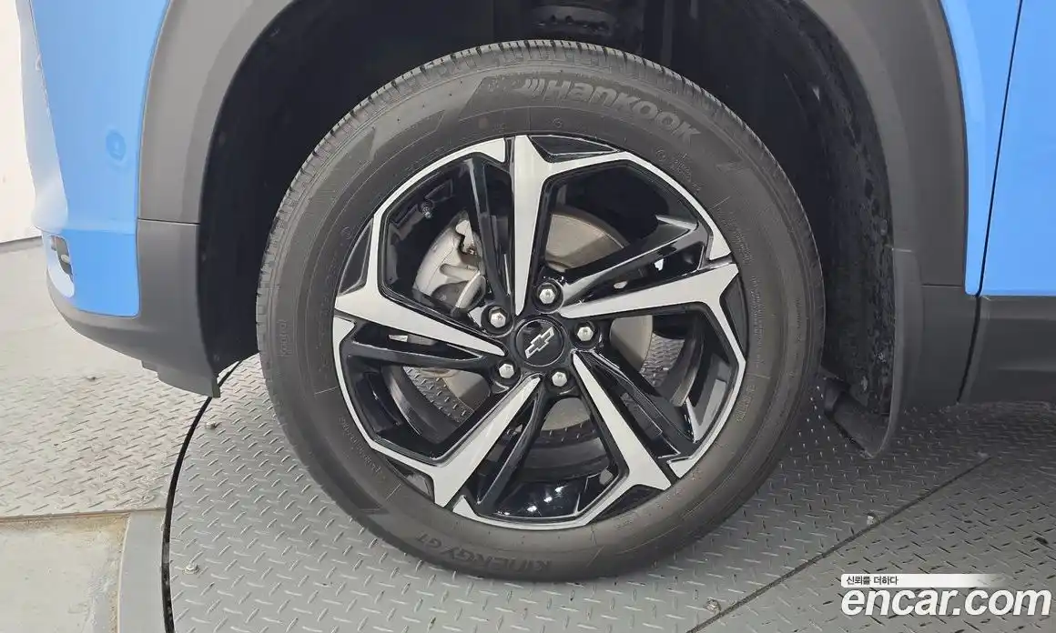 Chevrolet TrailBlazer 2023 1.3 Автомат в Москве № 718153, фото 5