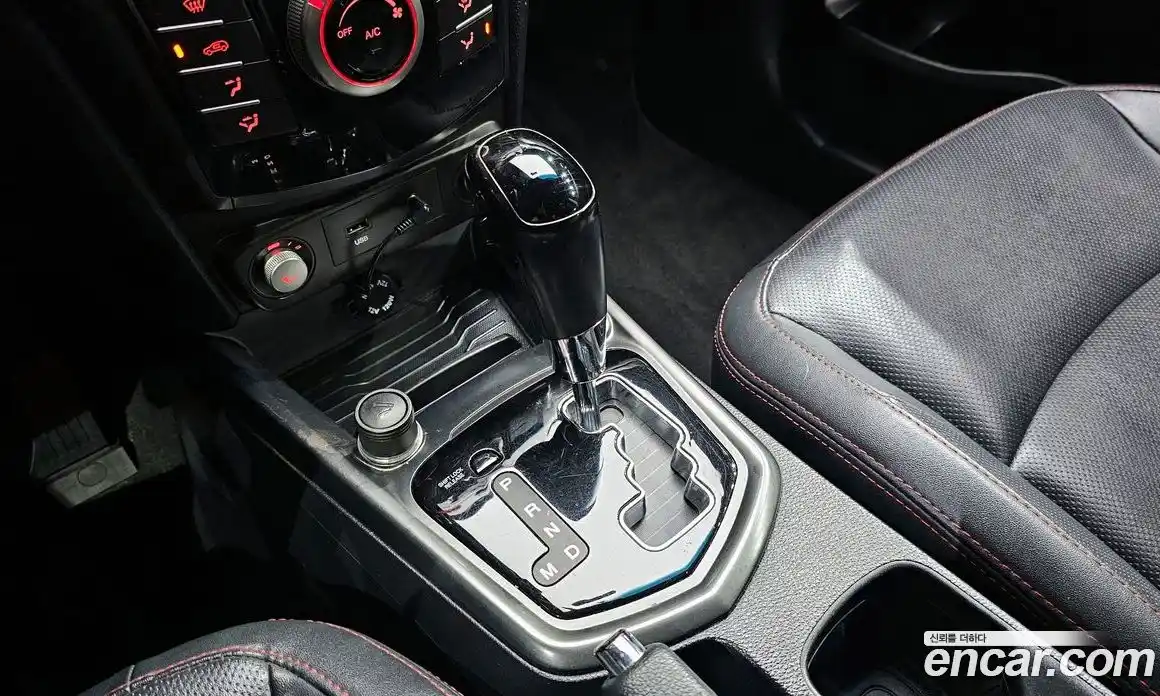 SsangYong TIBOLI 2016 1.6 Автомат в Москве № 718266, фото 15