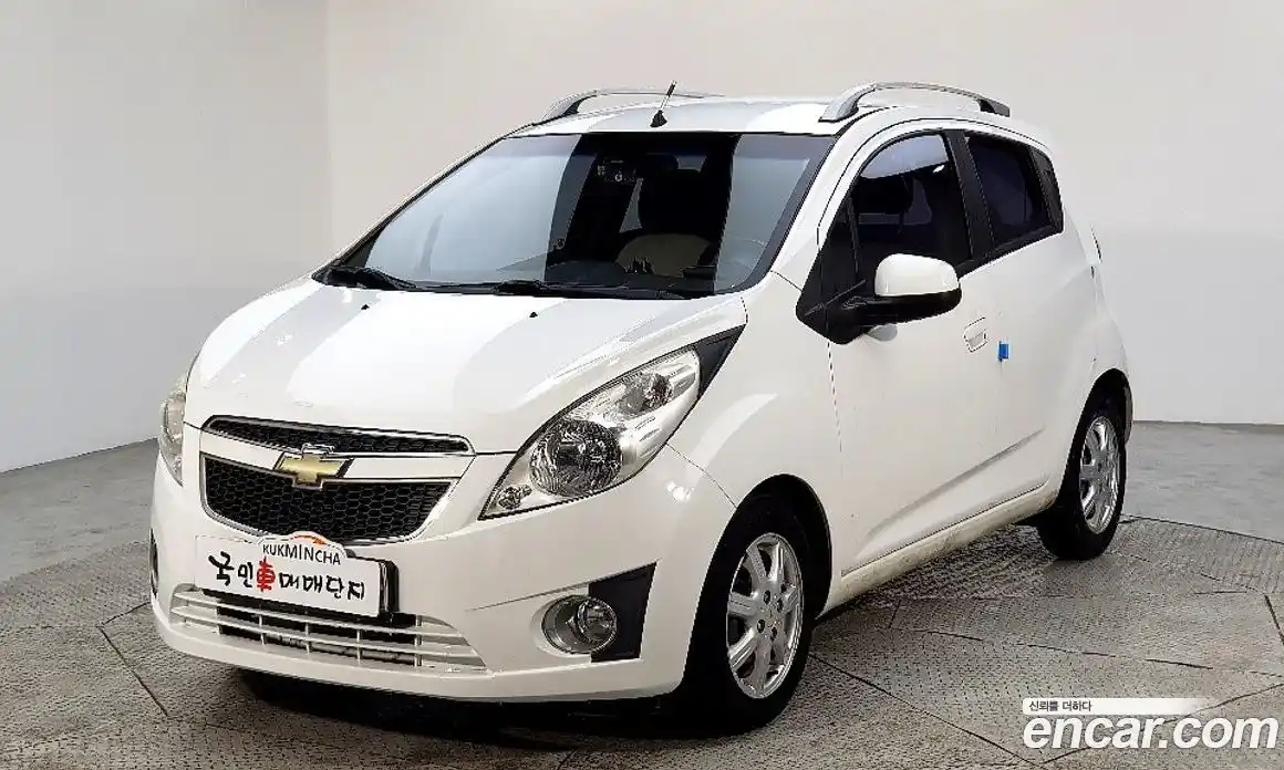 Chevrolet Spark 2012 1.0 Автомат в Москве № 718983, фото 1
