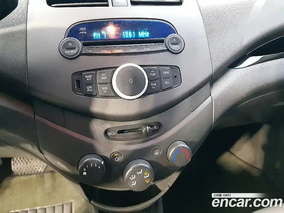 Chevrolet Spark 2012 1.0 Автомат в Москве № 718983, фото 12