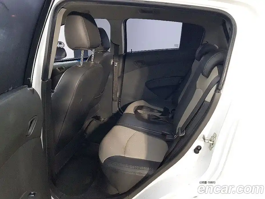 Chevrolet Spark 2012 1.0 Автомат в Москве № 718983, фото 8