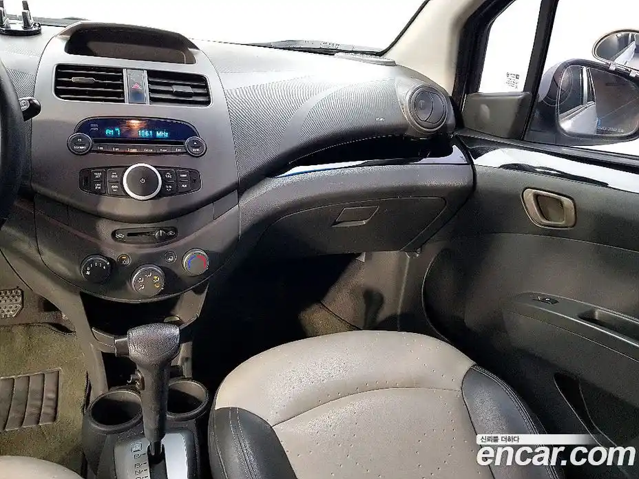 Chevrolet Spark 2012 1.0 Автомат в Москве № 718983, фото 9
