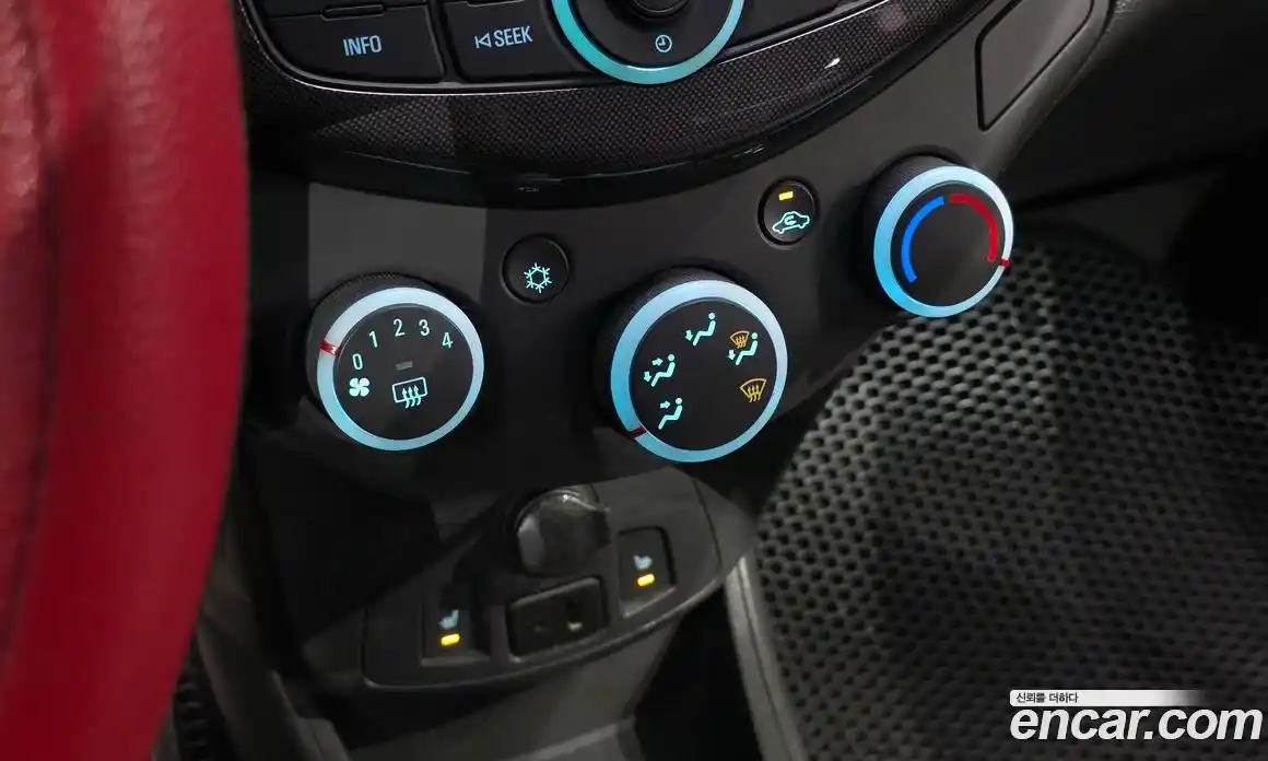 Chevrolet Spark 2014 1.0 Автомат в Москве № 719007, фото 16