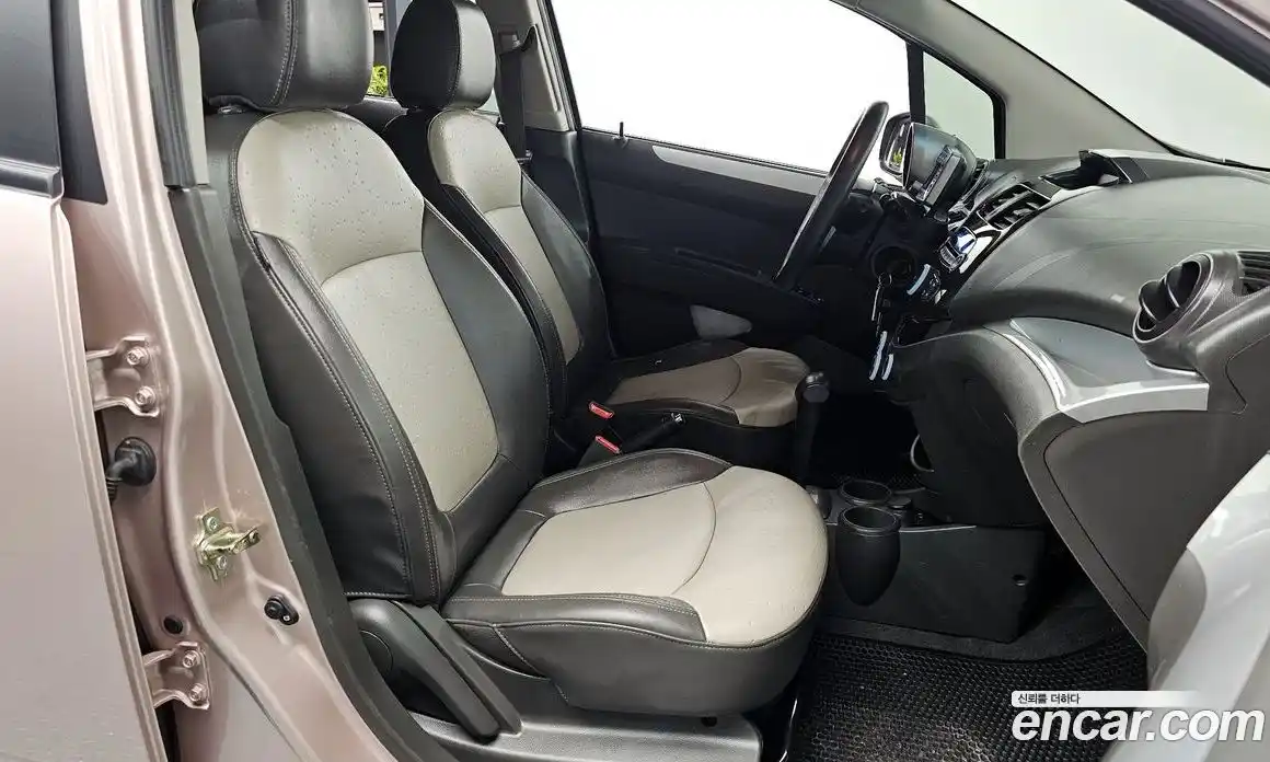 Chevrolet Matiz 2011 1.0 Автомат в Москве № 719313, фото 10