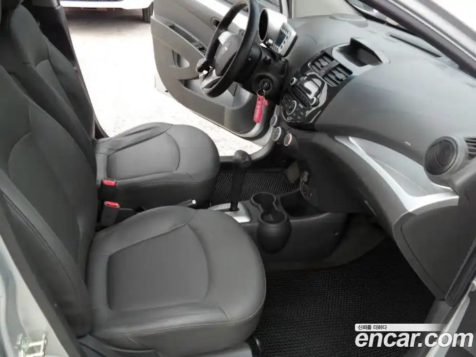 Chevrolet Spark 2013 1.0 Автомат в Москве № 719478, фото 19