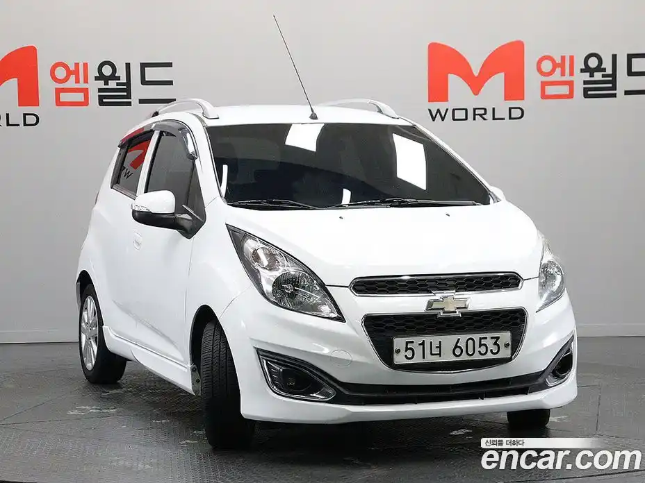 Chevrolet Spark 2013 1.0 Автомат в Москве № 719502, фото 2