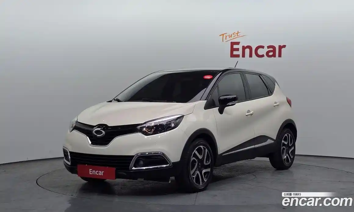 Renault QM3 2014 1.5 Автомат в Москве № 719985, фото 1