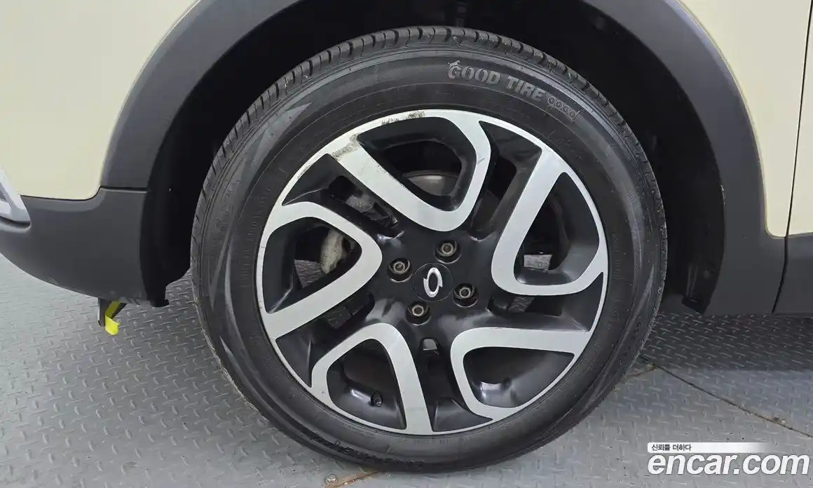 Renault QM3 2014 1.5 Автомат в Москве № 719985, фото 5