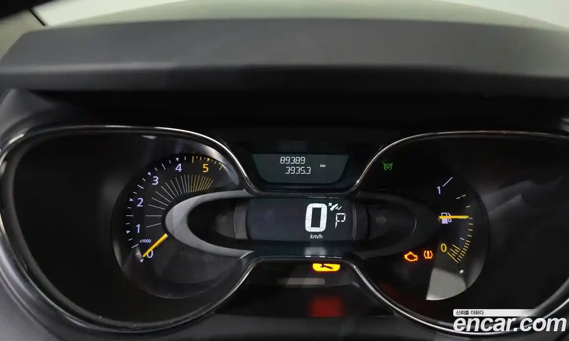 Renault QM3 2014 1.5 Автомат в Москве № 719985, фото 8