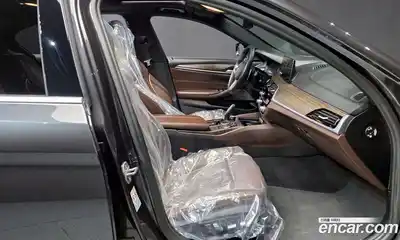 BMW 5-Series 2020 2.0 Автомат в Москве № 720677, миниатюра 11