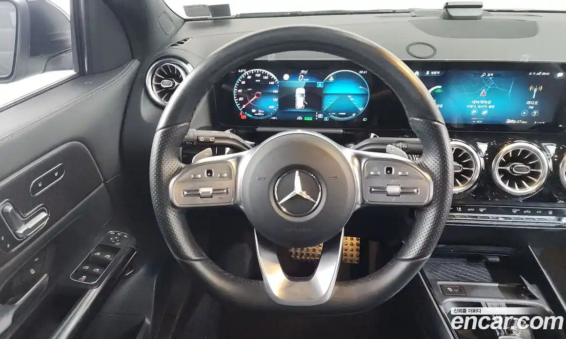 Mercedes-Benz EQA 2021 0.2 Автомат в Москве № 722015, фото 13