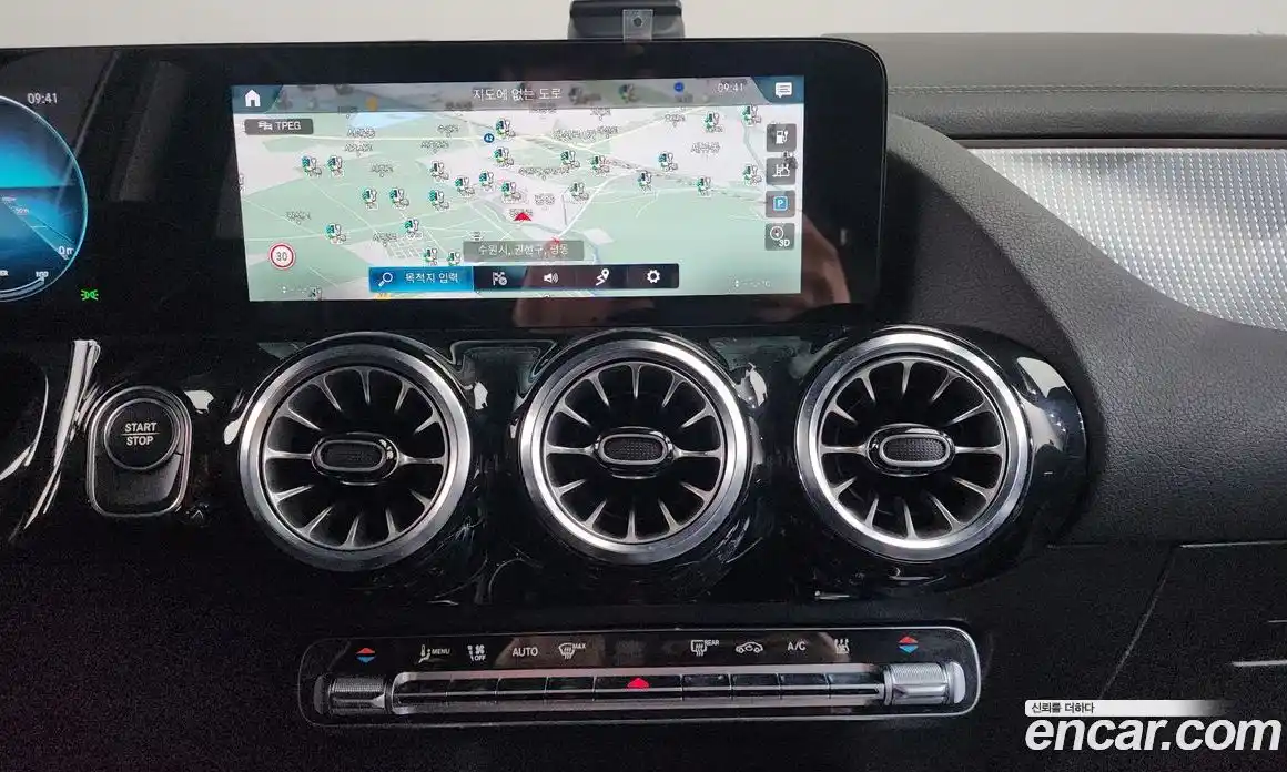 Mercedes-Benz EQA 2021 0.2 Автомат в Москве № 722015, фото 14