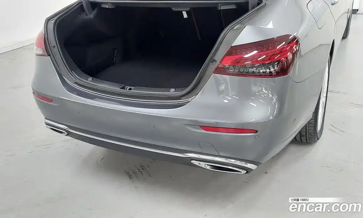 Mercedes-Benz E-Class 2021 2.0 Автомат в Москве № 722314, фото 11