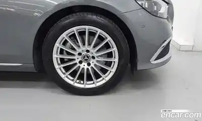 Mercedes-Benz E-Class 2021 2.0 Автомат в Москве № 722314, миниатюра 5