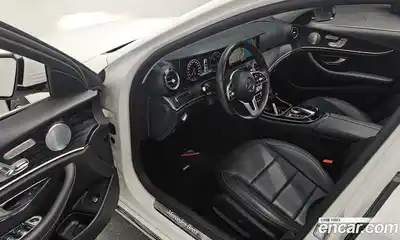 Mercedes-Benz E-Class 2019 2.0 Автомат в Москве № 722725, миниатюра 11