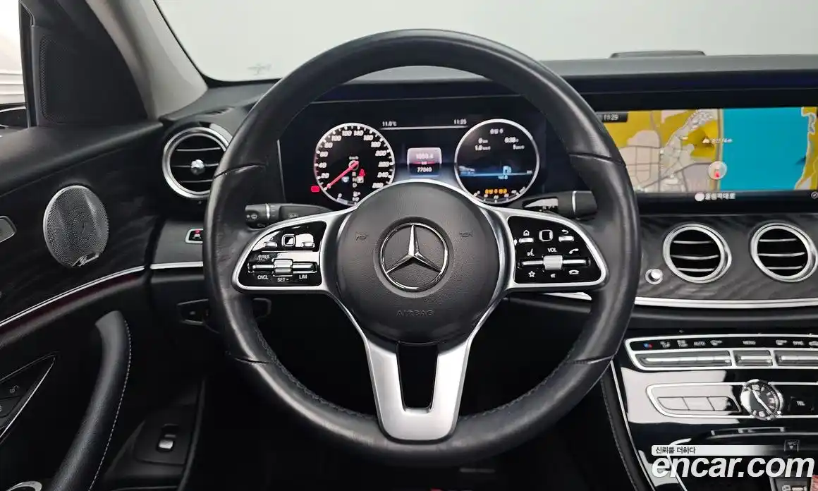 Mercedes-Benz E-Class 2019 2.0 Автомат в Москве № 722725, фото 13