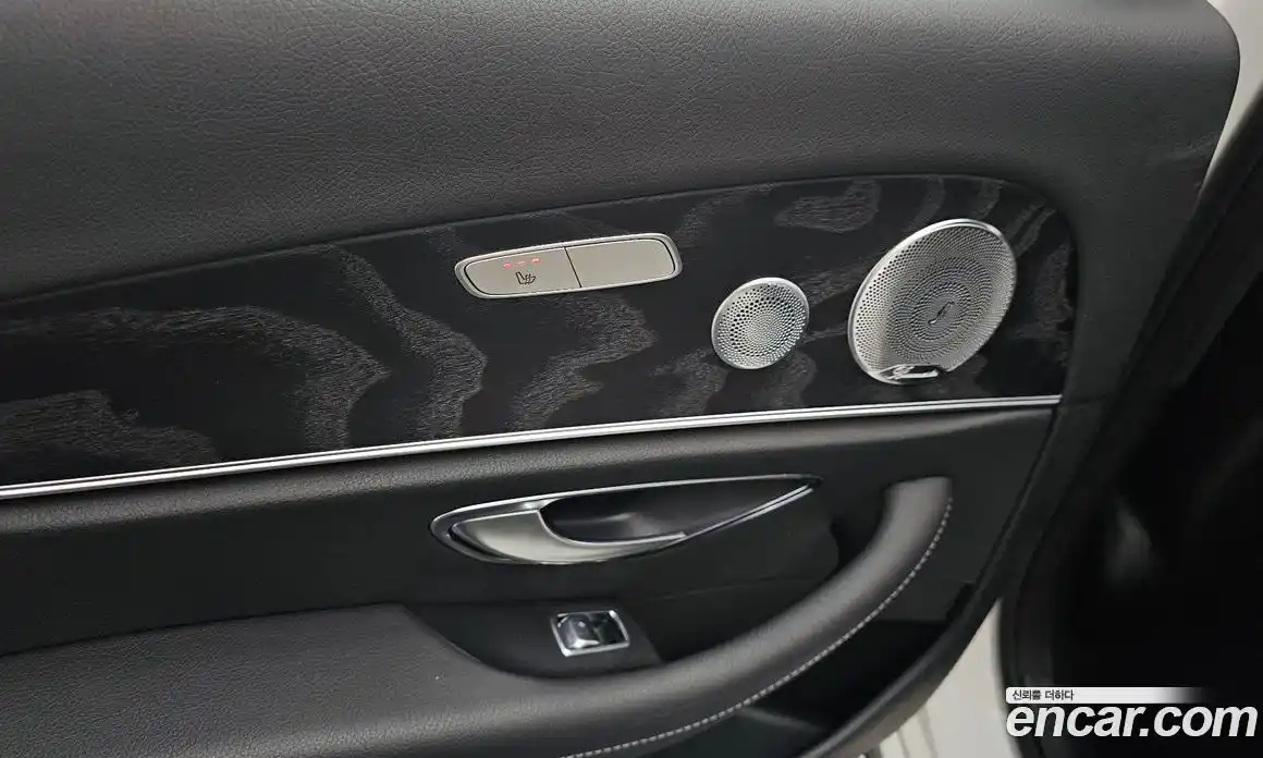 Mercedes-Benz E-Class 2019 2.0 Автомат в Москве № 722725, фото 18