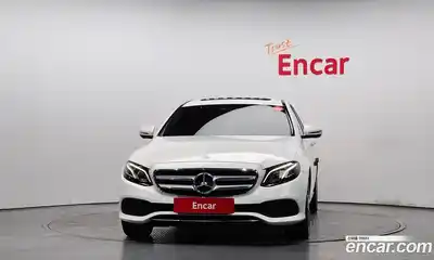 Mercedes-Benz E-Class 2019 2.0 Автомат в Москве № 722725, миниатюра 3