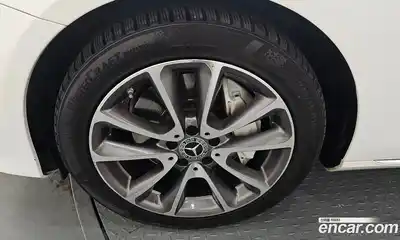 Mercedes-Benz E-Class 2019 2.0 Автомат в Москве № 722725, миниатюра 5