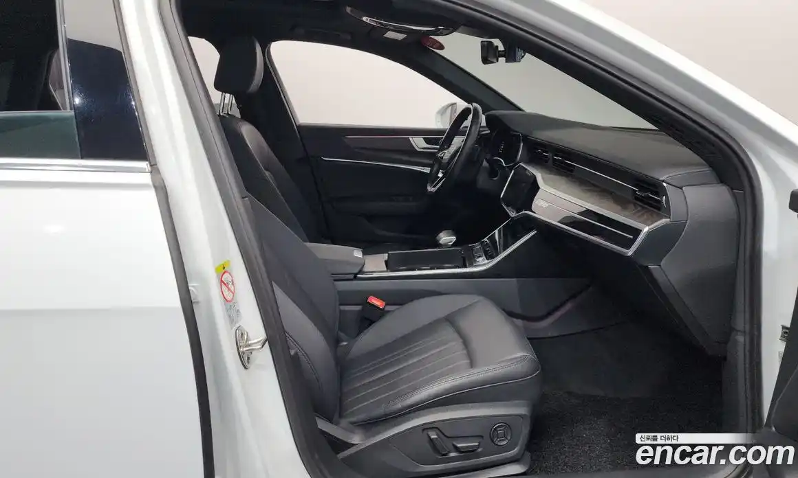 Audi A6 2020 2.0 Автомат в Москве № 723359, фото 11