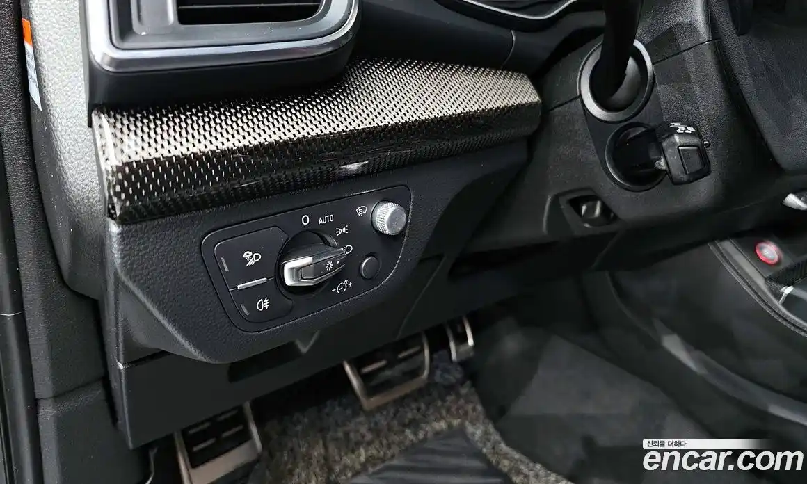 Audi SQ5 2020 3.0 Автомат в Москве № 723445, фото 17