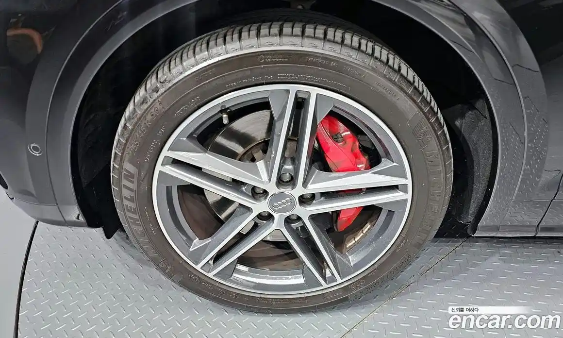 Audi SQ5 2020 3.0 Автомат в Москве № 723445, фото 5