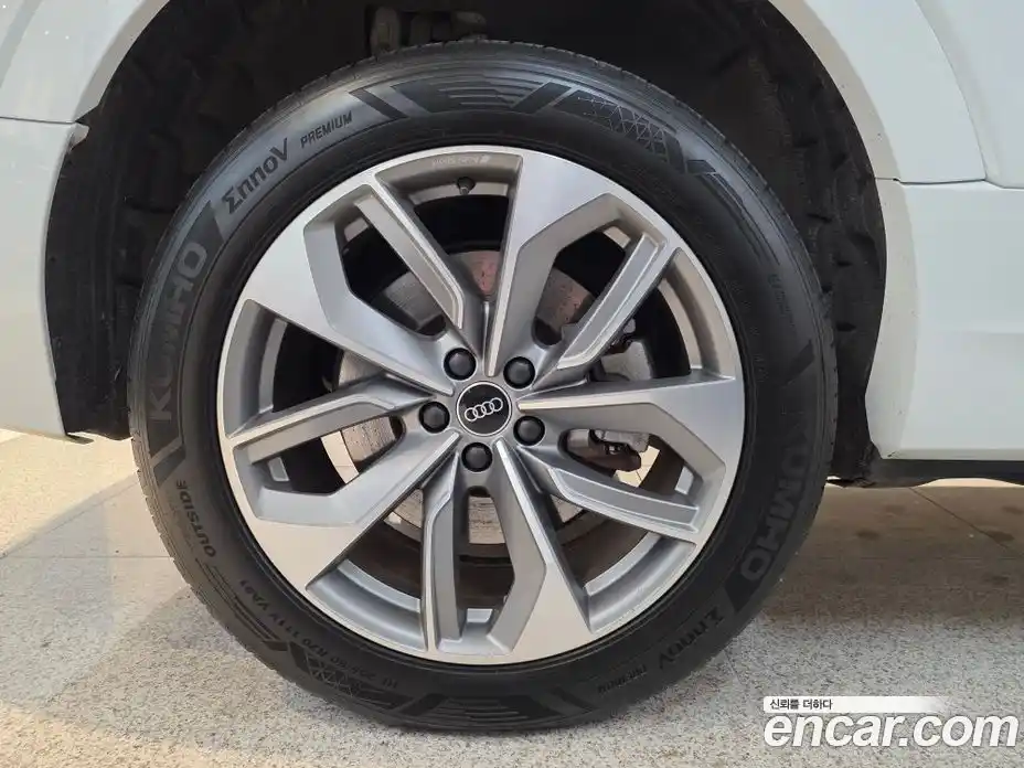 Audi e-tron 2022 0.2 Автомат в Москве № 723892, фото 5