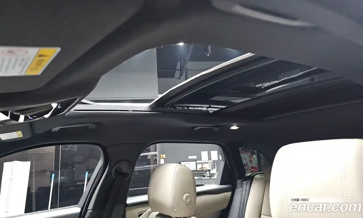 Land Rover Range-Rover Velar 2018 3.0 Автомат в Москве № 724418, фото 19