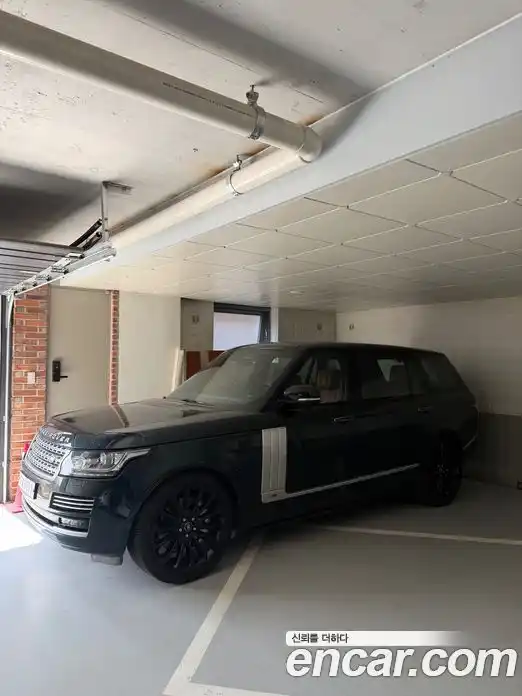 Land Rover Range-Rover 2016 5.0 Автомат в Москве № 724618, фото 12