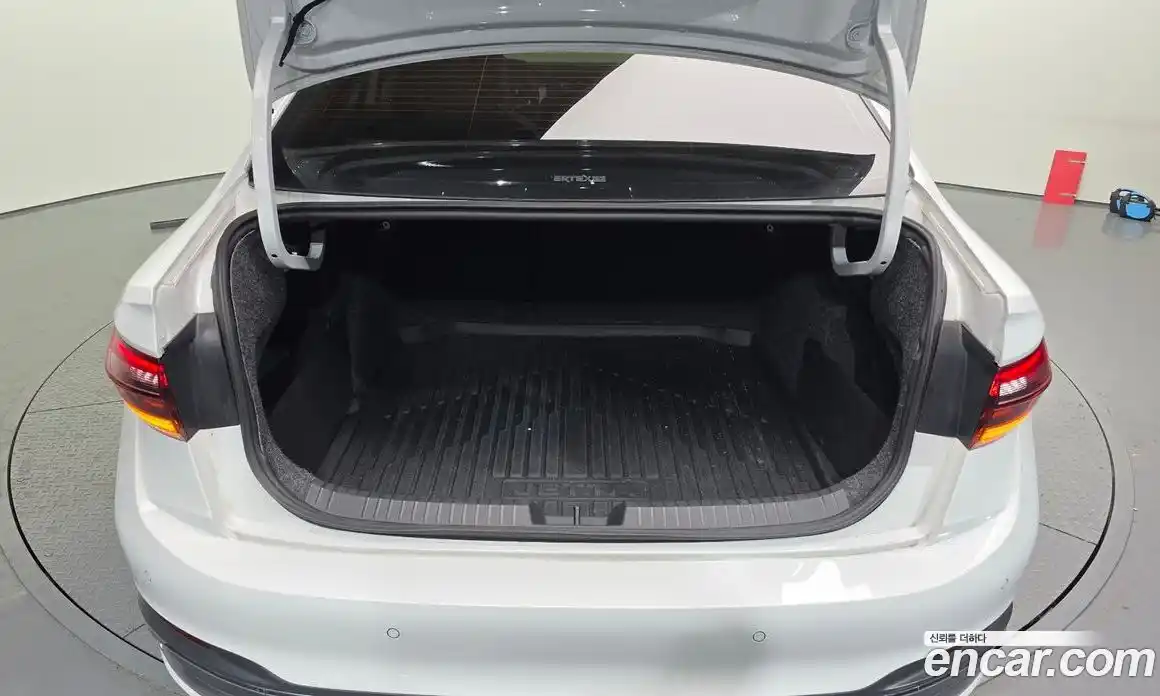 Volkswagen Jetta 2023 1.5 Автомат в Москве № 724997, фото 20