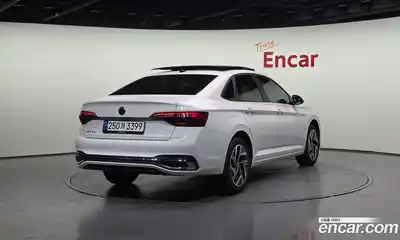Volkswagen Jetta 2023 1.5 Автомат в Москве № 724997, миниатюра 2