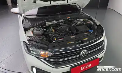 Volkswagen Jetta 2023 1.5 Автомат в Москве № 724997, миниатюра 6